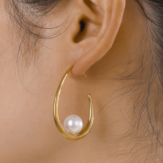 Small And Minimalist Water Droplet Inlaid Pearl Curved Hook Earrings With A Cool And Stylish Temperament, Versatile And Versatile